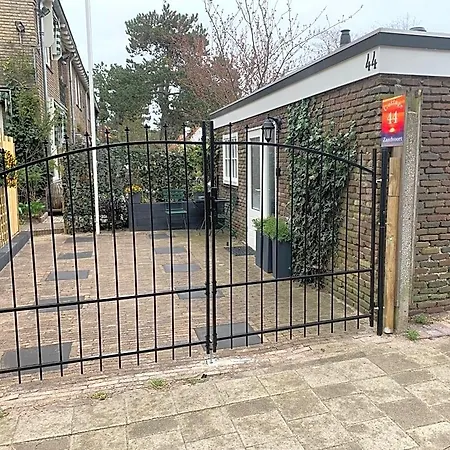 44 - Free Parking! Penzion