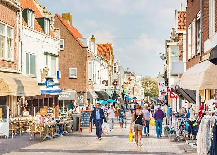 44 - Free Parking! 4*